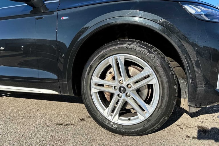 2022 Audi Q5 40 TDI Quattro S Line 5dr S Tronic SUV Diesel Automatic