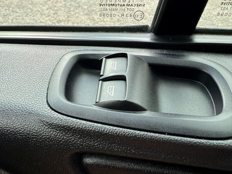 2020 Ford Transit Custom 2.0 300 EcoBlue Leader Panel Van [ Low Miles ] L1 H1 Euro 6 (s/s) (105 p...