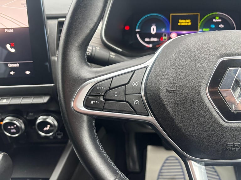 2023 Renault Arkana techno E-Tech hybrid 145 auto my22 COUPE Petrol/Electric Hybrid Automatic