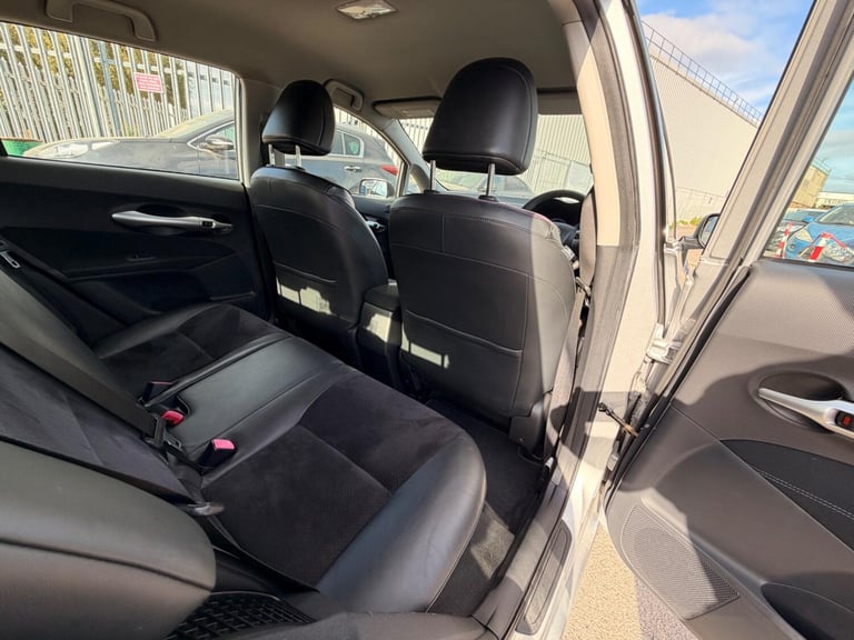 2010 Toyota Auris 1.8 VVT-h T Spirit CVT Euro 5 (s/s) 5dr HATCHBACK Petrol/Electric Hybrid Automatic