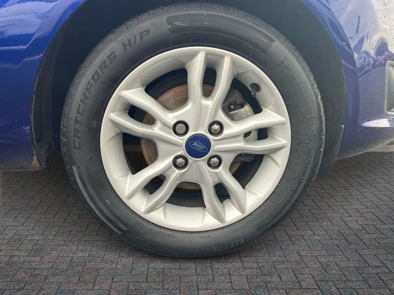 2016 Ford Fiesta 1.0 EcoBoost Zetec 5dr Hatchback Petrol Manual