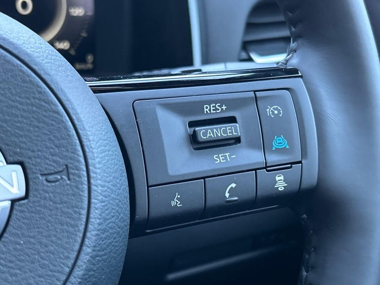 2025 Nissan Qashqai 1.5 h e-POWER Tekna Auto Euro 6 (s/s) 5dr SUV PETROL/ELECTRIC Automatic