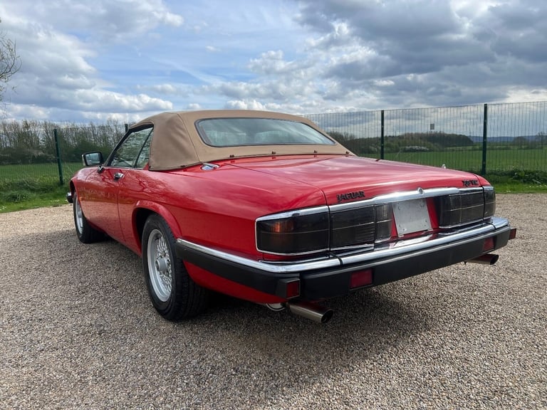 JAGUAR XJS CONVERTIBLE 5.3 V12 RARE IMPORTED RHD AUTO * FRESH IMPORT *