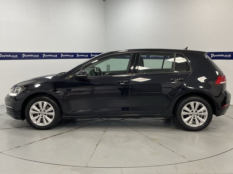 2017 Volkswagen Golf 1.6 TDI BlueMotion Tech SE Nav Hatchback 5dr Diesel Manual Euro 6 (s/s) (11 ...