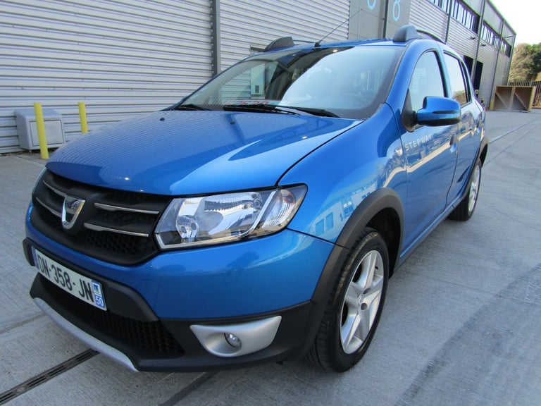 LEFT HAND DRIVE 2015 DACIA SANDERO STEPWAY 1.5 DCi AMBIANCE EURO 5 TURBO DIESEL