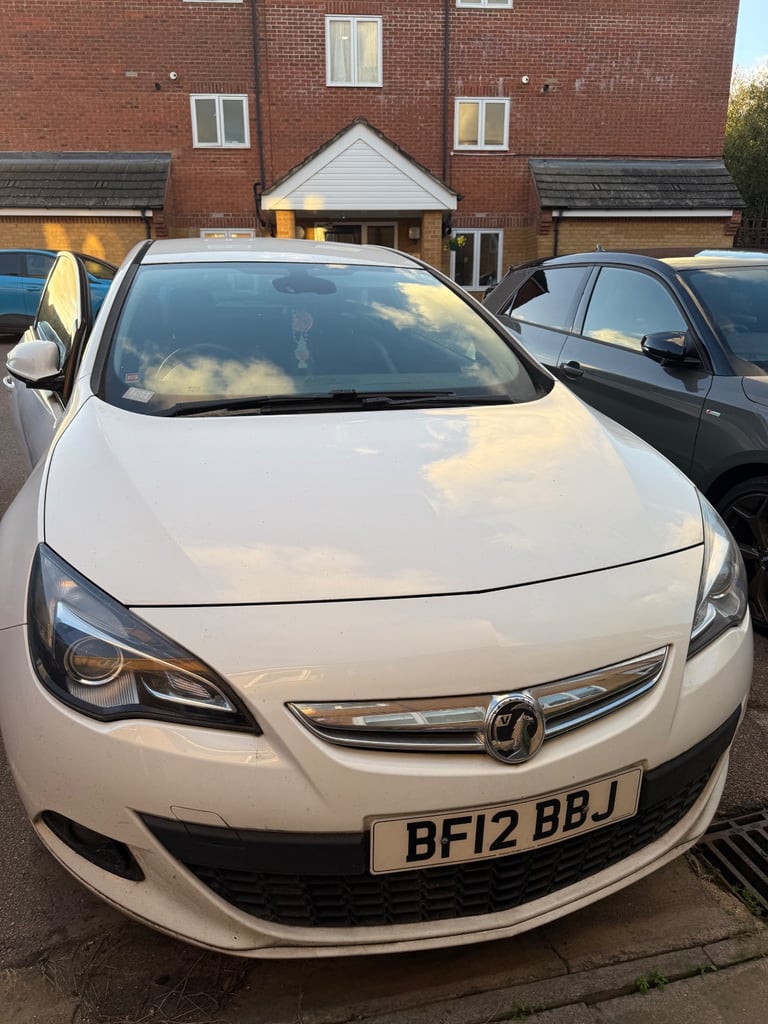 image for Vauxhall Astra 2.0 litre SRI GTC  SparesOr 
