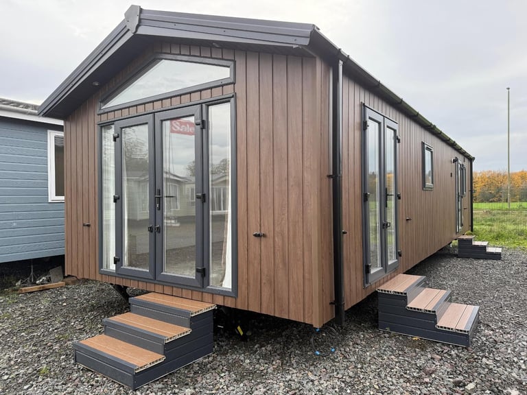 Nationwide Cottage 38ft x 13ft, 2 Bedroom Lodge