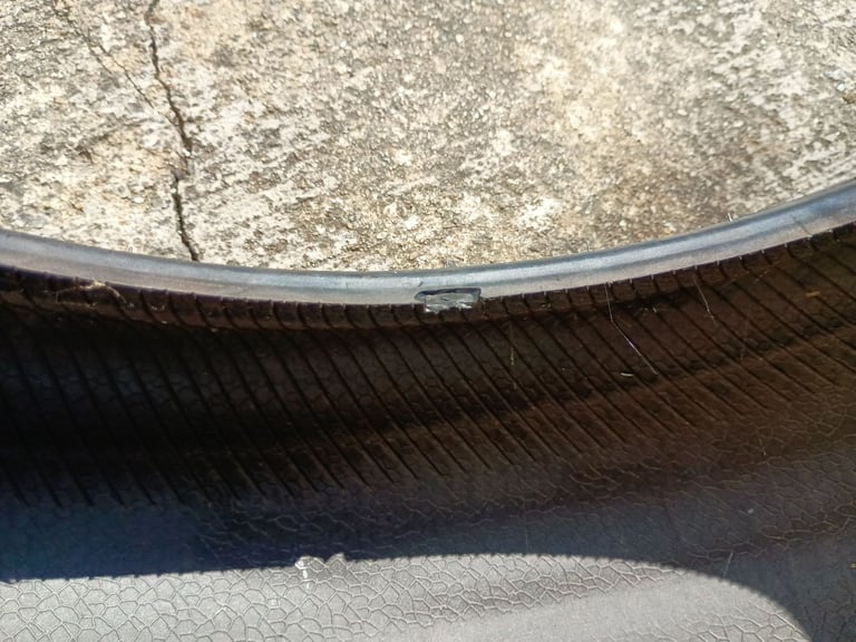 245 40 17" Continental Tyre For Alloys Wheels Rims