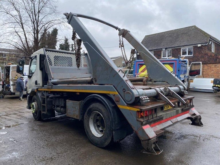 2014 VOLVO FL-250 SKIP LOADER