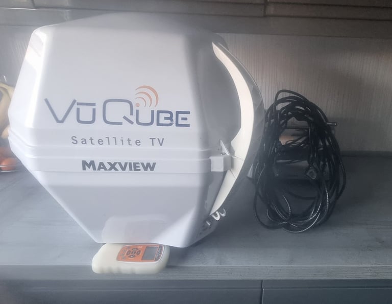 image for Vu qube satallite system 