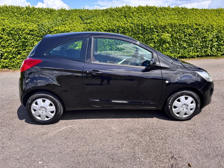 Ford KA 1.2 Edge Manual Black 2014 14 reg