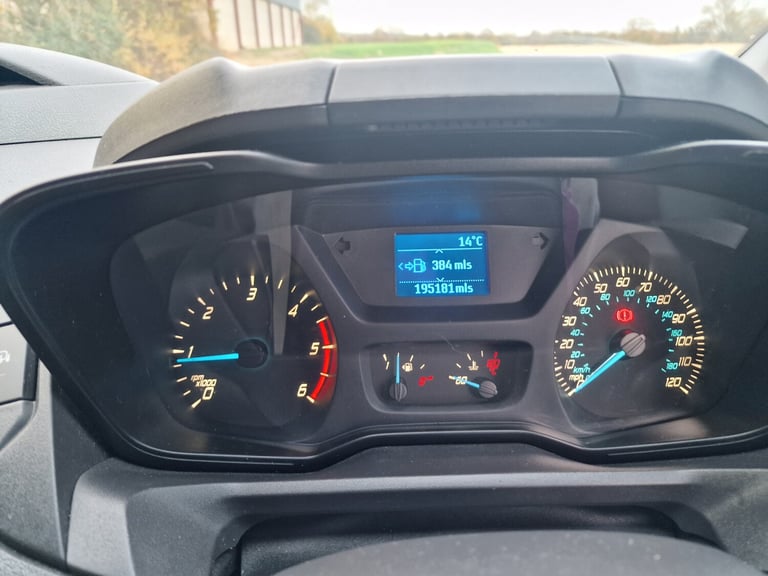 2017 Ford Transit Custom  Yellow  Drives Perfect  10m MOT  Ex AA  ULEZ