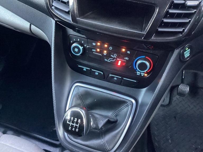 2022 Ford Transit Connect 250 EcoBlue Limited L/R LWB A/C Euro 6 LWB Panel Van Diesel Manual