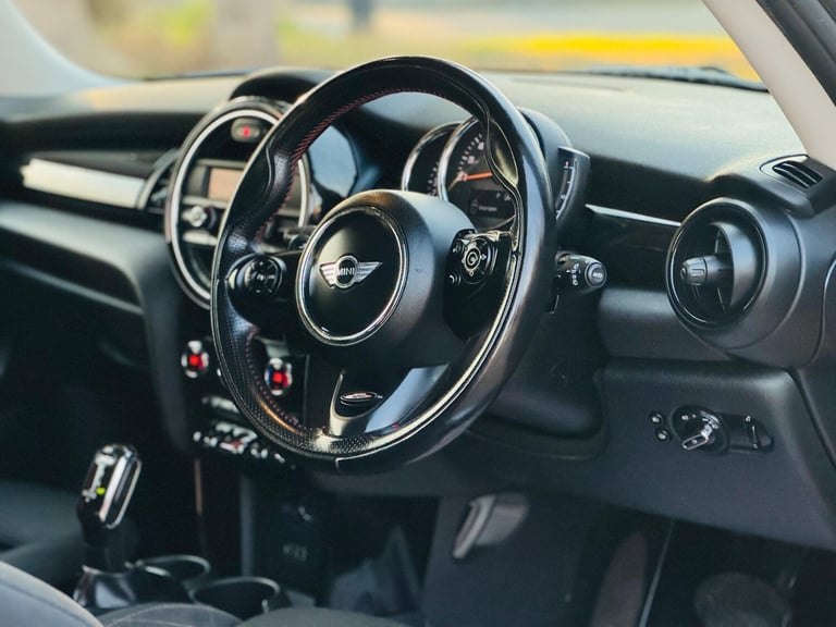 2018 MINI Hatch 2.0 Cooper SD Auto Euro 6 (s/s) 3dr HATCHBACK Diesel Automatic