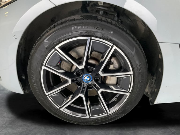 2022 BMW i4 40 83.9kWh M Sport Gran Coupe 5dr Electric Auto eDrive (340 ps) - HUD - CAR Hatchback...