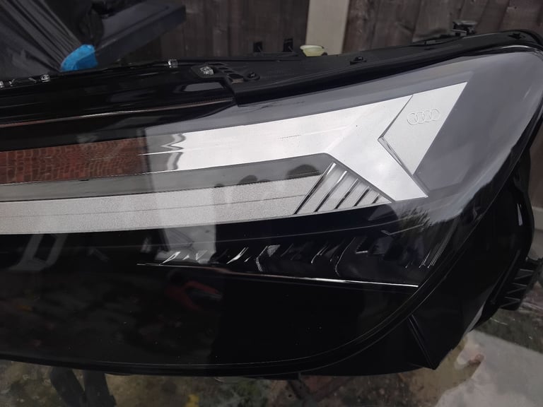 2024 Audi Q4 e Tron Led n/s headlight 