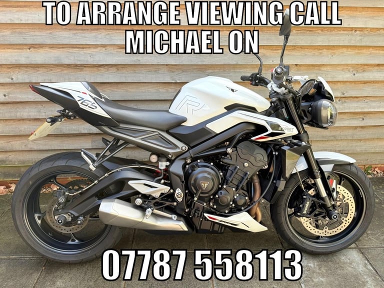 image for 2023 / 23 Triumph Street Triple R £6800 White 7741 miles.