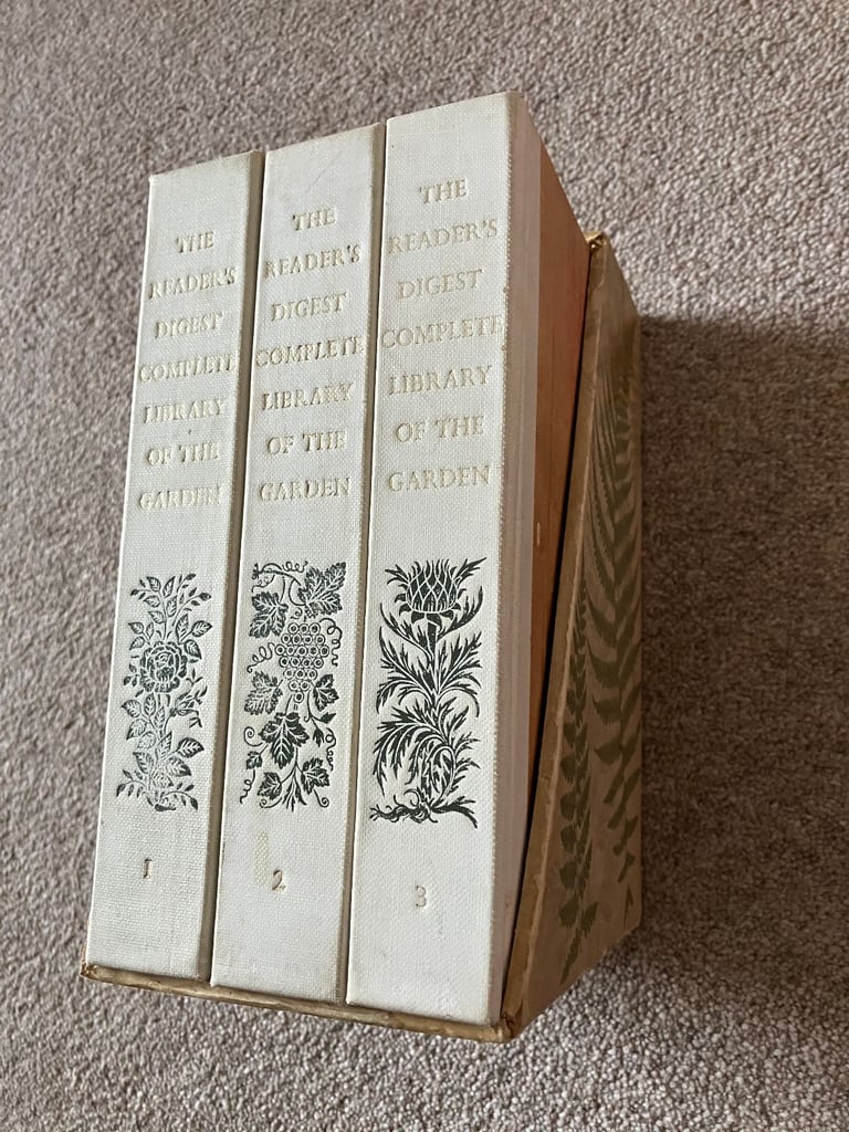 The Reader's Digest Complete Library of the Garden.