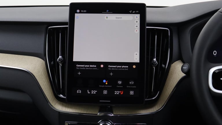  Volvo XC60 T6 AWD PHEV Plus Dark (360 Camera, Harman/Kardon, Adaptive Cruise) Petrol/Electric Hy...