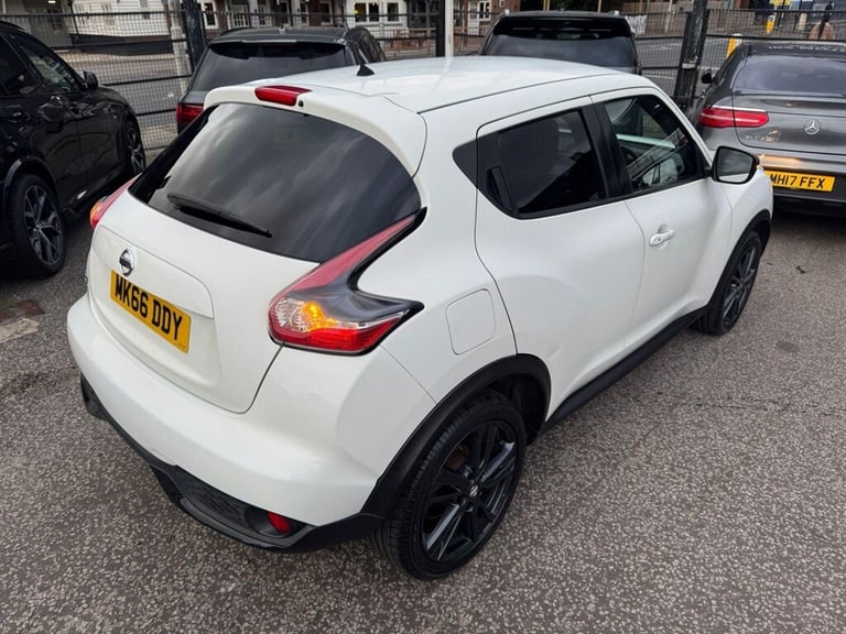 2016 Nissan Juke 1.2 DIG-T N-Connecta Euro 6 (s/s) 5dr SUV Petrol Manual
