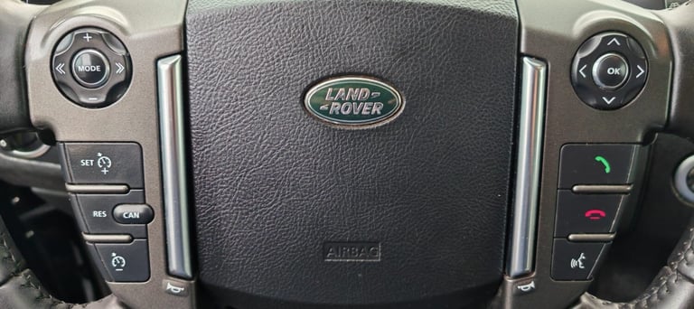 2015 LHD DISCOVERY 4, 3.0 TDV6 HSE, 7 SEATER. LEFT HAND DRIVE.