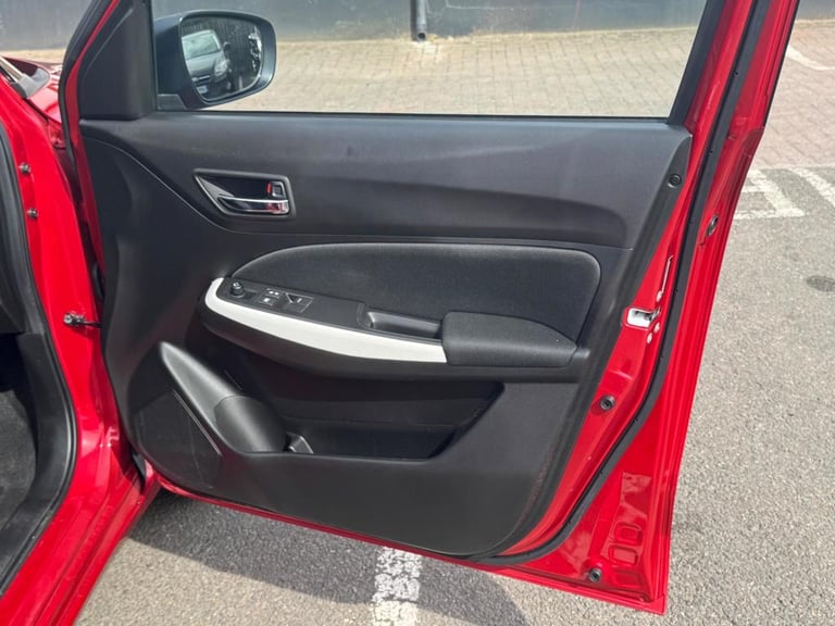  Suzuki Swift 1.2 Dualjet 83 12V Hybrid SZ-T 5dr Auto Petrol