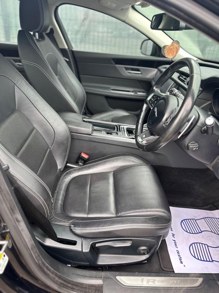 2018 Jaguar XF 2.0i R-Sport Auto Euro 6 (s/s) 4dr SALOON Petrol Automatic
