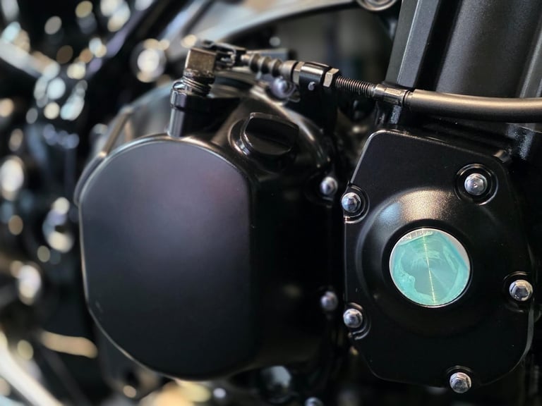 2018 KAWASAKI ZR Z900 RS 1 OWNER 4,900 MILE'S 