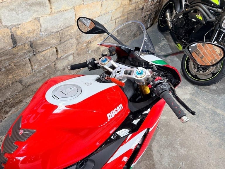 DUCATI PANIGALE V2 BAYLISS 1ST CHAMPIONSHIP 20TH ANNIVERSARY 2022 21