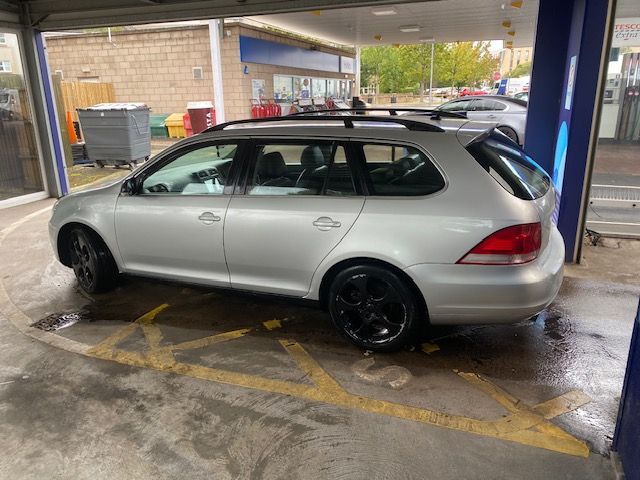 MOT March 2026, Apple car-play, £20 tax, Volkswagen, GOLF, Estate, 2010, Manual, 1598 (cc), 5 doors
