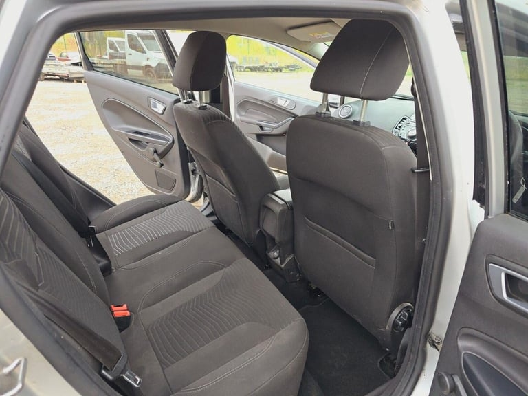 2013 Ford Fiesta 1.0T EcoBoost Titanium Euro 5 (s/s) 5dr Hatchback Petrol Manual