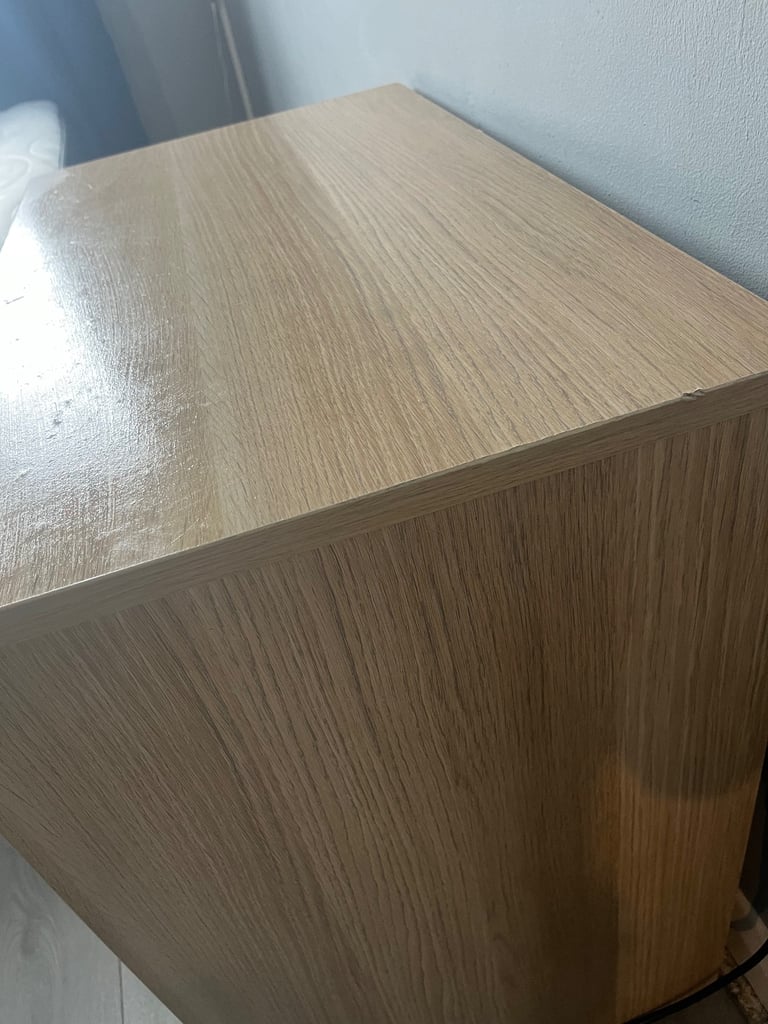 3 drawer chest 