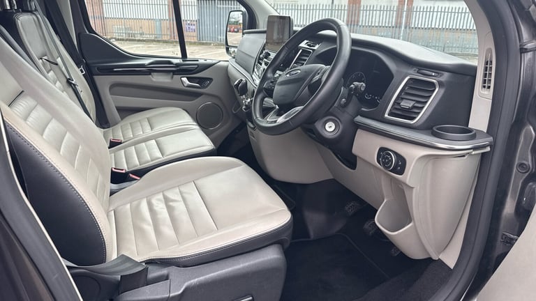 2022 Ford Tourneo Custom 2.0 EcoBlue 150ps Low Roof 8 Seater Titanium MPV DIESEL Manual
