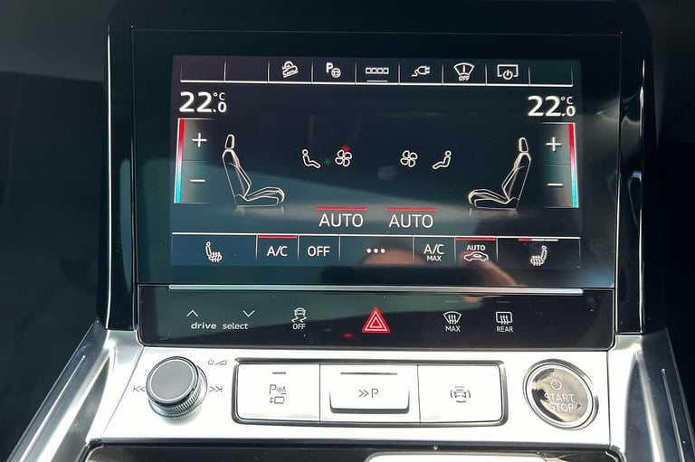 2023 Audi Q8 300kW 55 Quattro 114kWh Black Edition 5dr Auto ESTATE ELECTRIC Automatic