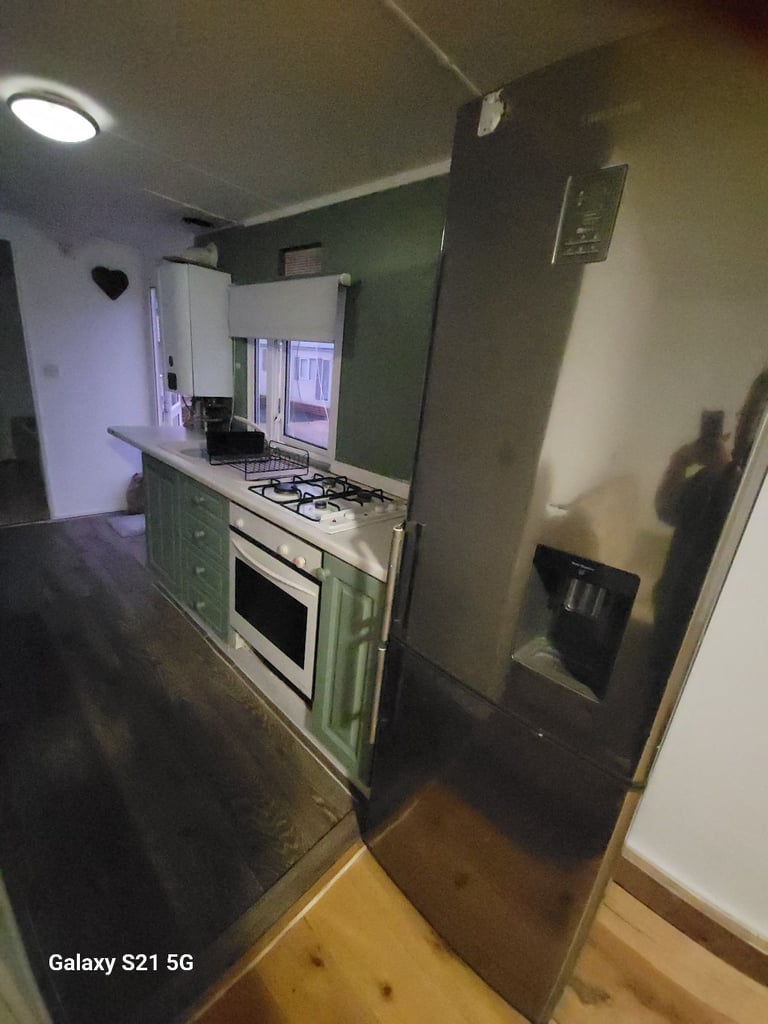 2 bedroom static caravan to rent 