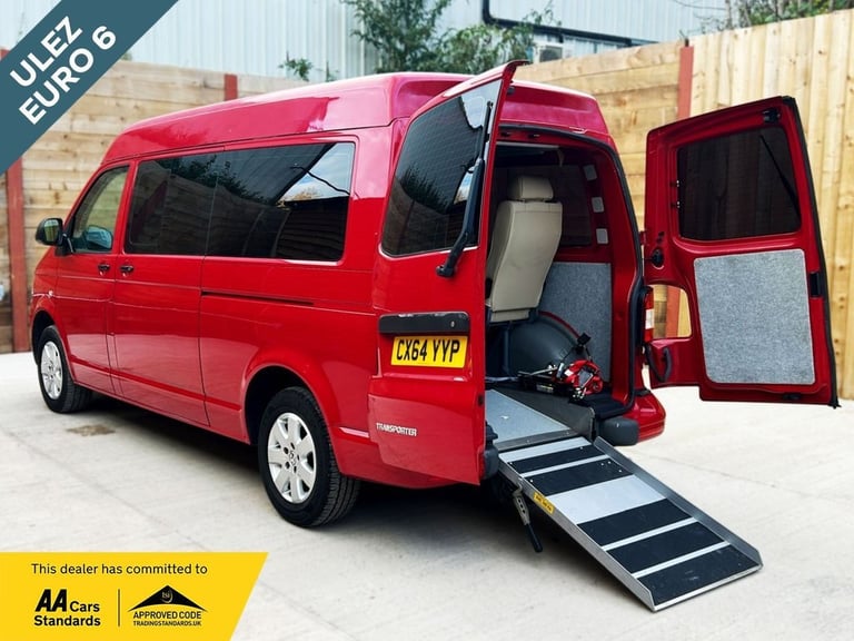 2015 Volkswagen Transporter LWB M/R 5 Seat Auto Wheelchair Accessible Disabled Access Vehicle WAV...