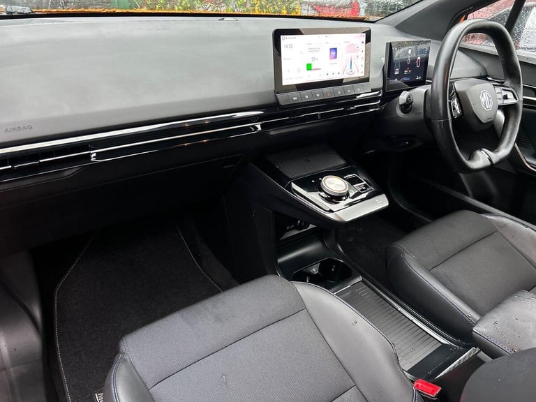 2024 MG MG4 64kWh Trophy Long Range Hatchback 5dr Electric Auto (203 ps) Hatchback ELECTRIC Autom...