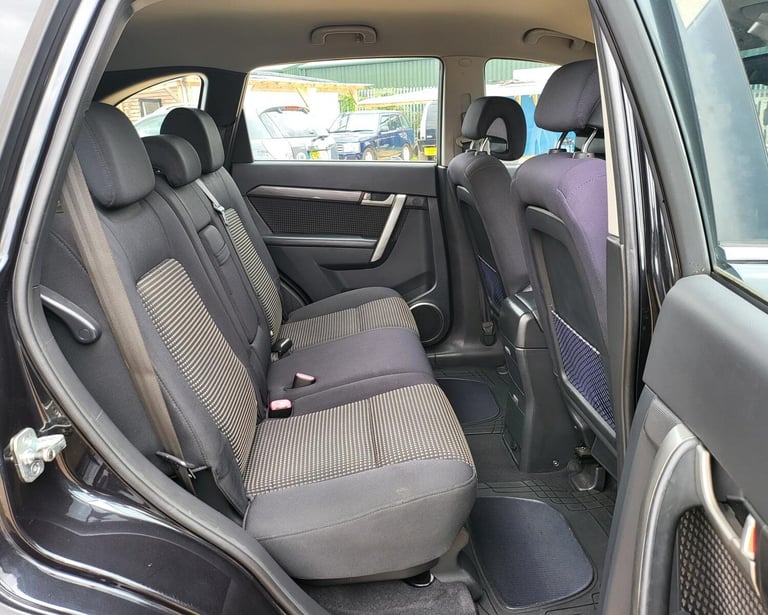 2010 CHEVROLET CAPTIVA 2.0 VCDi LT 5 DOOR 7 SEATER AUTOMATIC BLACK