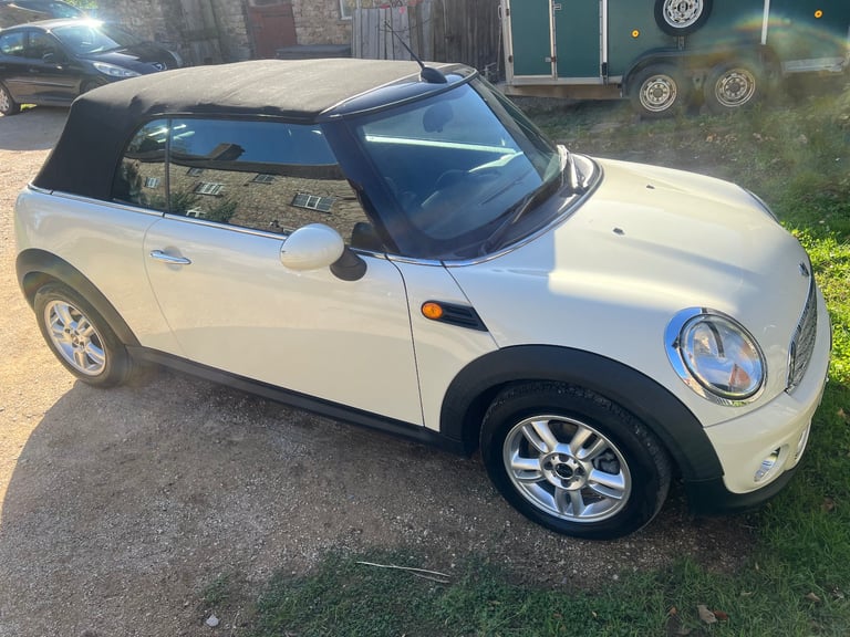 Mini Convertible Cooper Diesel 1.6