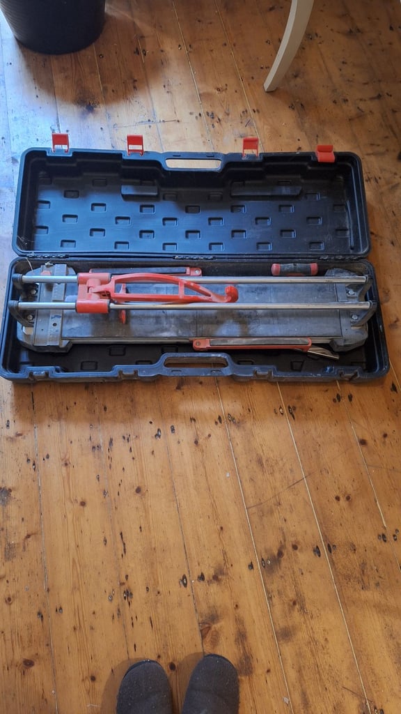 image for Tile cutter 