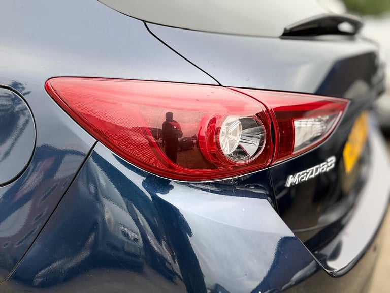 2015 Mazda Mazda3 2.0 SKYACTIV-G SE-L Nav Euro 5 (s/s) 5dr HATCHBACK Petrol Manual
