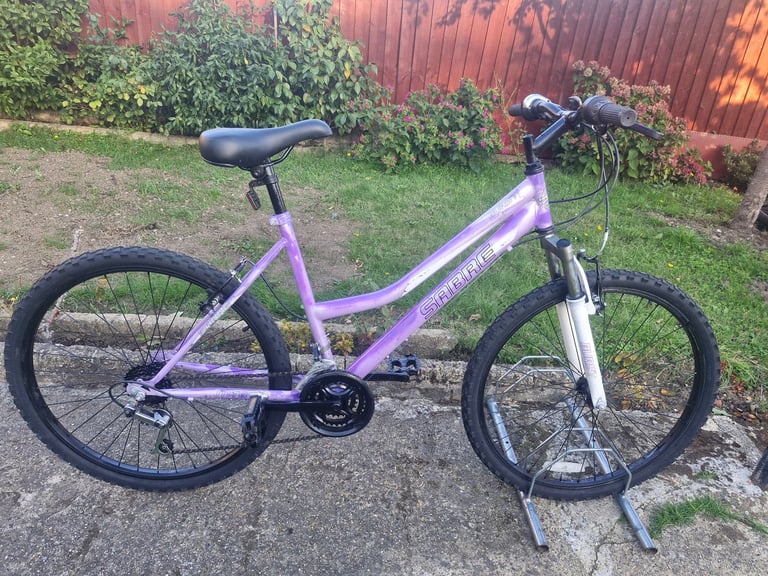 image for GIRLS LADIES WOMES ADULTS SABRE 26 INCH WHELLS 18 INCH FRAME 18 SPEED BIKE BICYCLE