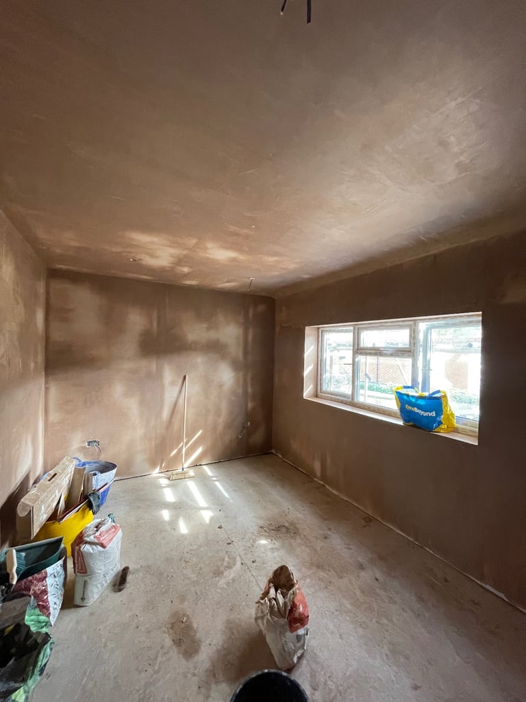 Smooth Plasterer Bonding, Boarding, Skimming, Clean Finishes Reliable