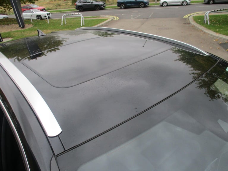 2022 Lexus UX 2.0 250h Takumi SUV 5dr Petrol Hybrid E-CVT Euro 6 (s/s) (184 ps) ESTATE Petrol/Ele...