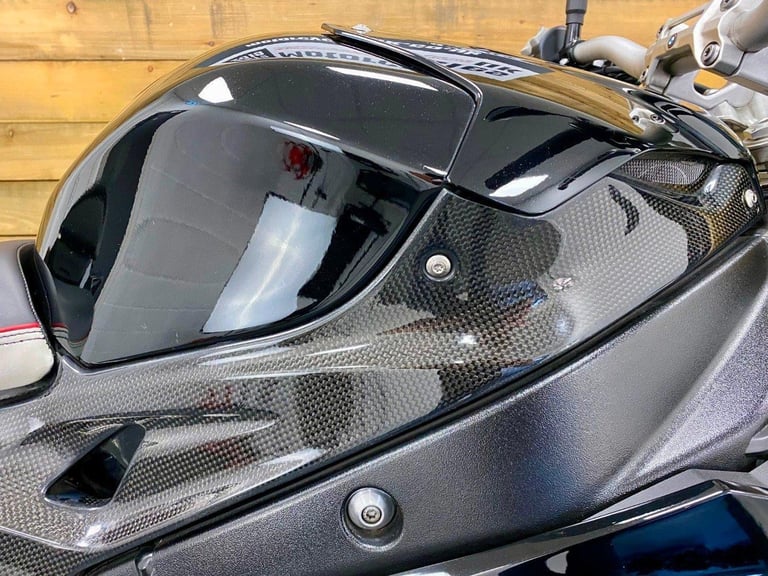 SUPERB 2016 BMW S1000R SPORT, ONLY 7173 MILES AND ONE OWNER, GREAT SPEC!