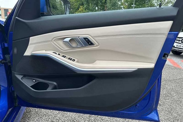 2020 BMW 3 Series 330E M SPORT 4DR STEP AUTO Saloon Hybrid Automatic