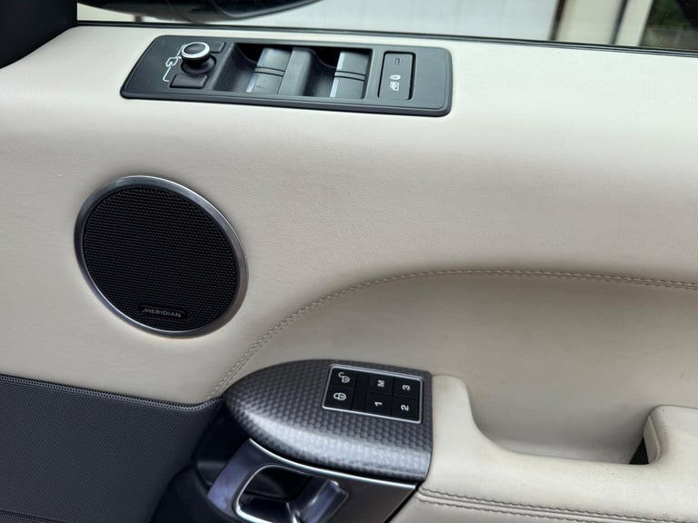 2016 Land Rover Range Rover Sport 3.0 SD V6 Autobiography Dynamic SUV 5dr Diesel Auto 4WD Euro 6 ...