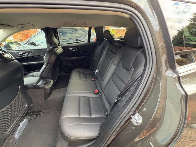 2018 Volvo V60 2.0 V60 Momentum Pro D3 Auto 5dr Estate Diesel Automatic