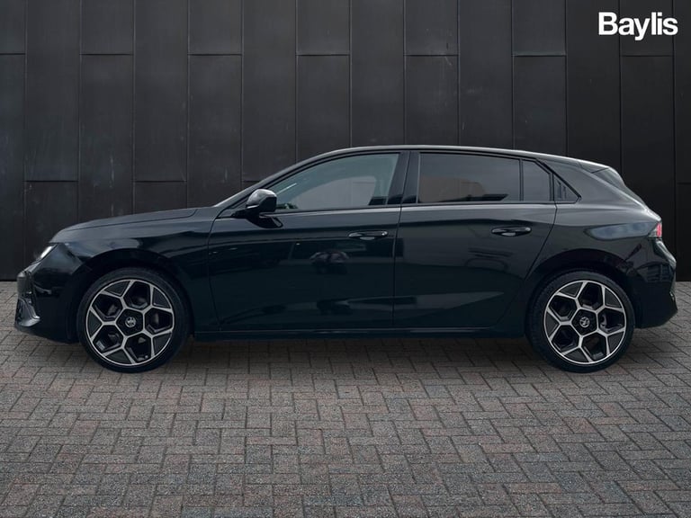 2024 Vauxhall Astra Astra 1.2T Ultimate 5dr Hatchback Petrol Manual