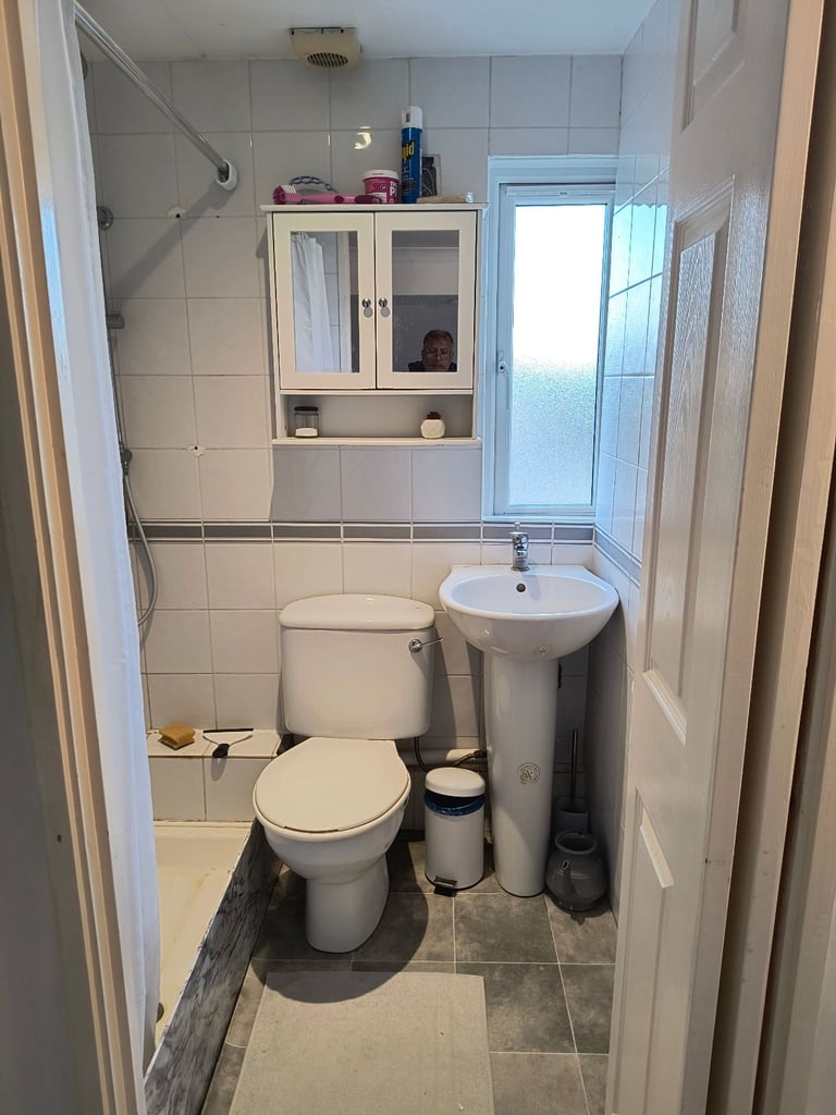 Big Loft room with built in toilet bath 